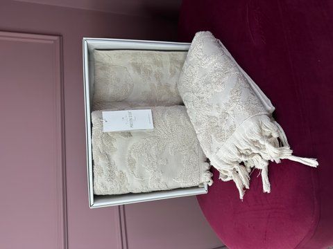 Махрові жакардові рушники SANDRA beige,jacquard towel, Maison d'or 840 фото