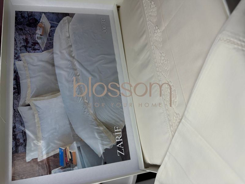 Вишуканий комплект постільної білизни з мереживом преміум сатин ZARIF krem, євро,GRAZIE HOME 00340 фото