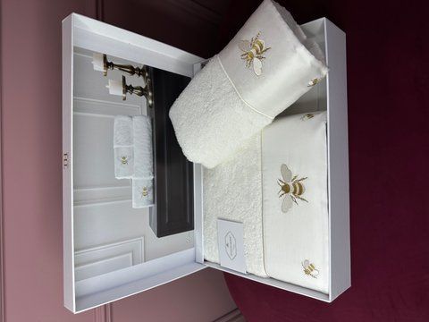 Комплект махрових рушників з вишивкою BEES , TIVOLYO HOME 0240 фото