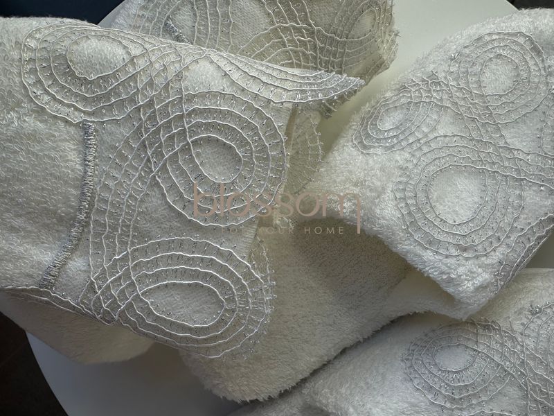 Банний комплект з халатом та рушниками модель Stephanie S-M, Pepper home 10002 фото