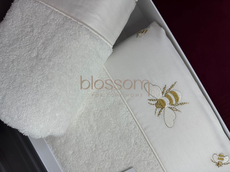 Комплект махрових рушників з вишивкою BEES , TIVOLYO HOME 0240 фото