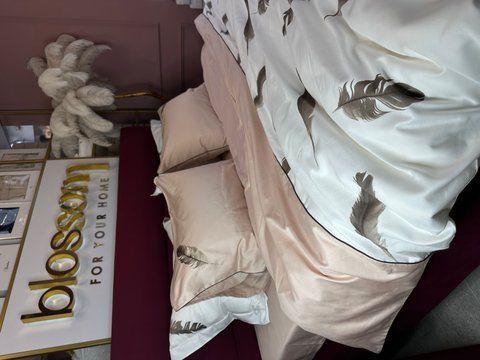 постільна білизна з вишивкою преміум сатин Maison dor, Plumes beige, сімейний розмір 0465 фото
