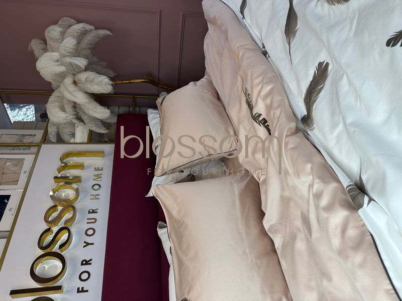 постільна білизна з вишивкою преміум сатин Maison dor, Plumes beige, сімейний розмір 0465 фото