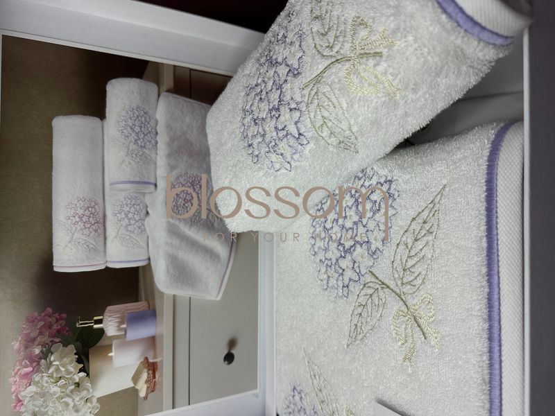 Комплект махровых полотенец с вышивкой ORTANCA lila, Tivolyo home 0433 фото