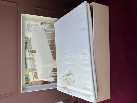 Вишукана скатертина модель RACHEL white,MAISON d'or 160-320 см 00930 фото