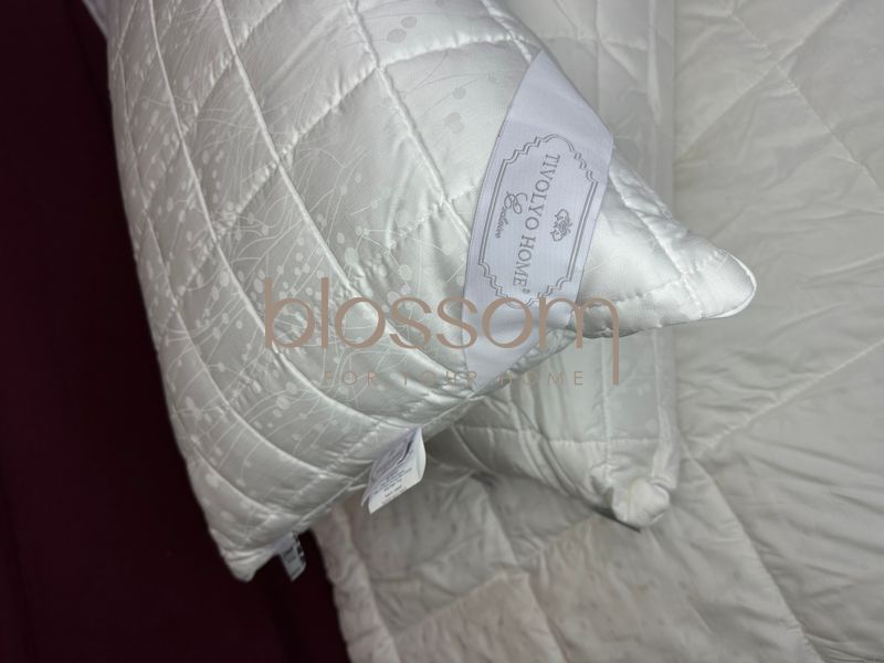 Подушка з тенселу TENCEL, TIVOLYO HOME 00951 фото Подушка з тенселу TENCEL, TIVOLYO HOME 00951 фото