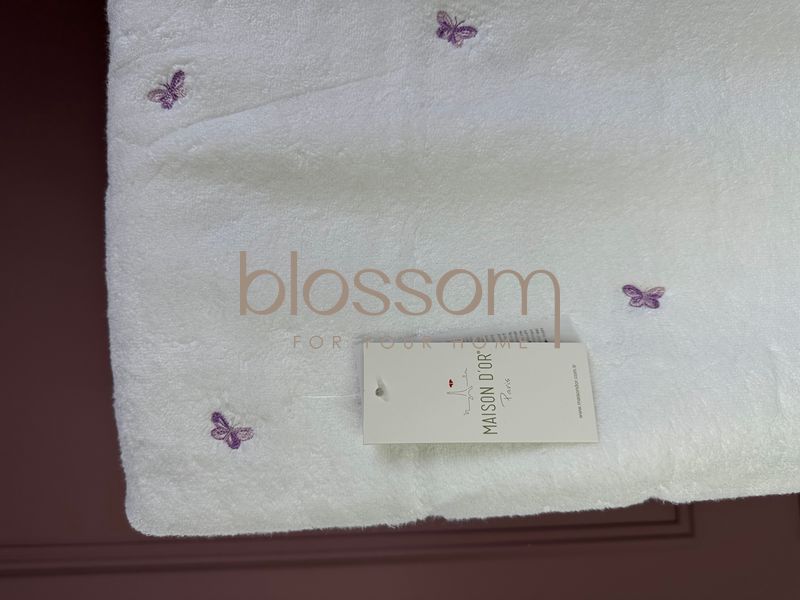 Махрові рушники поштучно з вишивкою метелики  SOFT BUTTERFLIES white-dark lilac,Maison d`or 85*150см 00914 фото