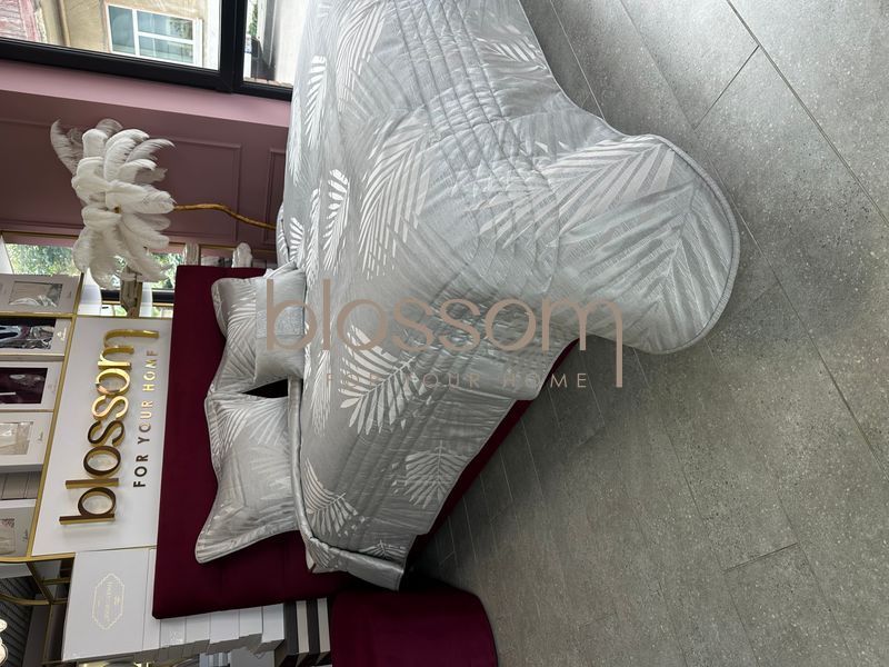Люксовий комплект покривала з декоративними подушками та наволочками LILIEN gray, PEPPER HOME 9892 фото