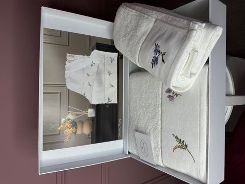 Комплект махрових рушників з вишивкою BROCADE , TIVOLYO HOME 00335 фото