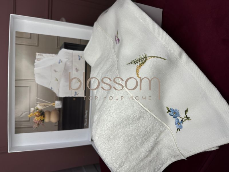 Комплект махрових рушників з вишивкою BROCADE , TIVOLYO HOME 00335 фото