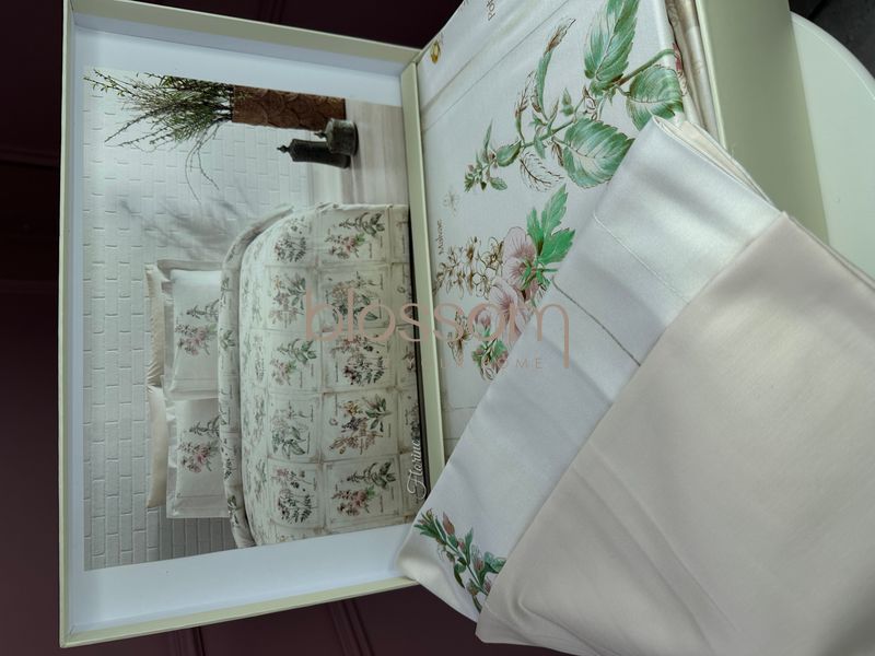 Семейный комплект постельного белья сатин люкс FLORINE, TIVOLYO HOME 1142 фото