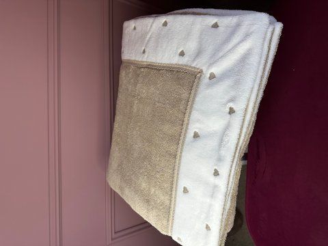 Махрове покривало з сердечками LAVOINE beige,220*240, MAISON D'OR 00920 фото