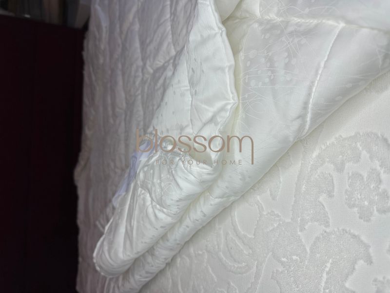 Демісезонна ковдра TENCEL,TIVOLYO HOME 195*215 00964 фото