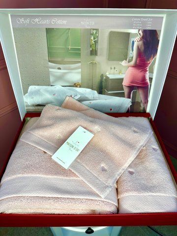 Комплект махрових рушників з вишитими серцями SOFT hearts rose Maison D'or, 7656 фото