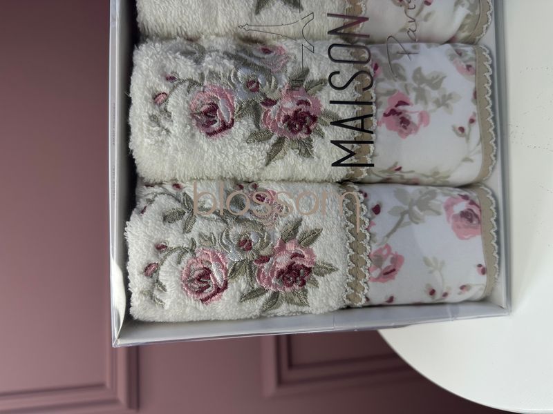 Набір кухонних рушників LADY ROSES ecru, Maison D'or 2001 фото