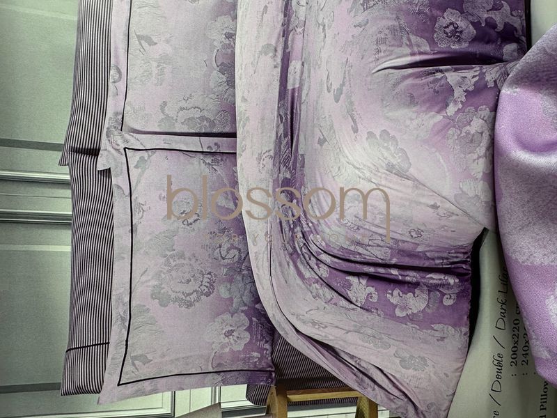 Комплект постельного белья из тенсела евро AMBRE dark lilac, Maison d'or 7671 фото