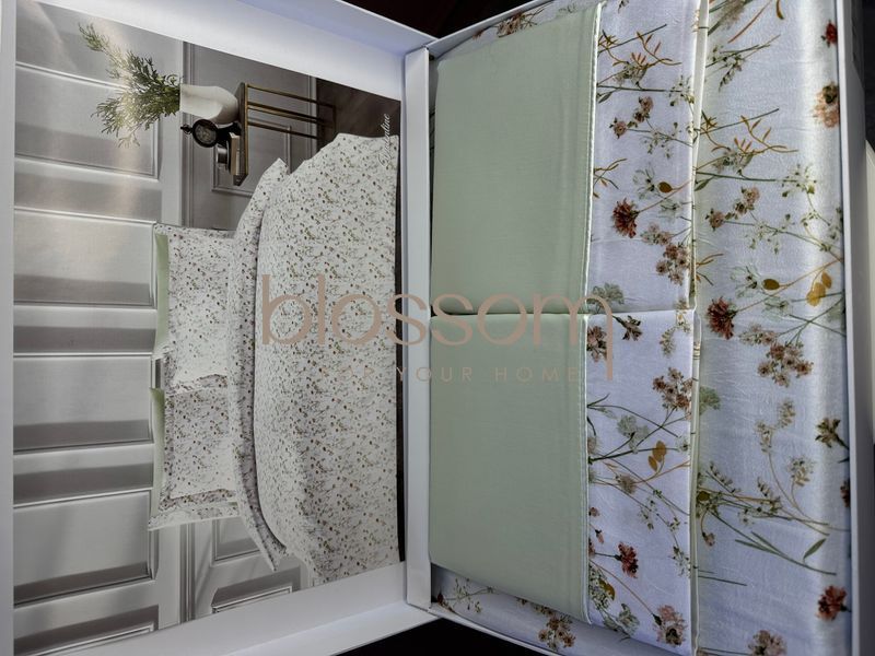 Комплект постельного белья шёлк-сатин VALENTINE белый KRINKLE, евро, TIVOLYO HOME 7090 фото