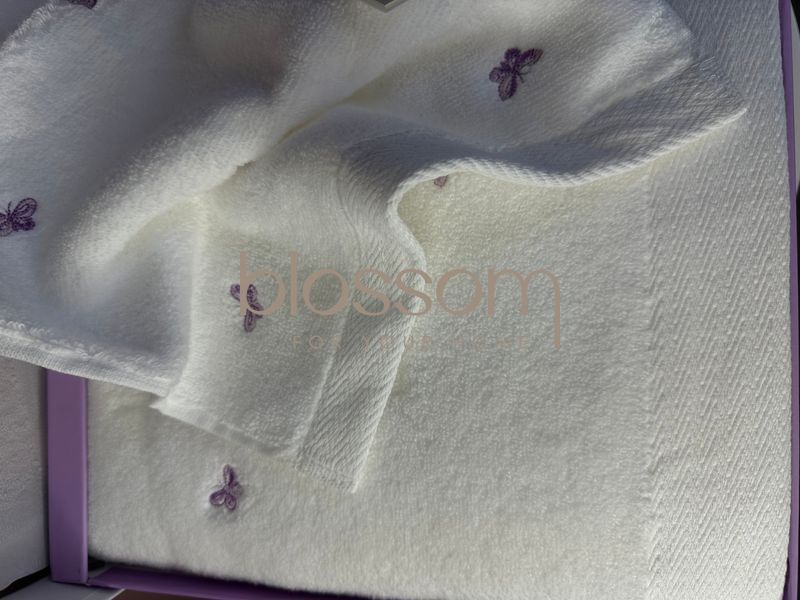 Комплект махрових рушників з вишивкою метелики Mаison D'or,reve de papillon, lilac 78899 фото
