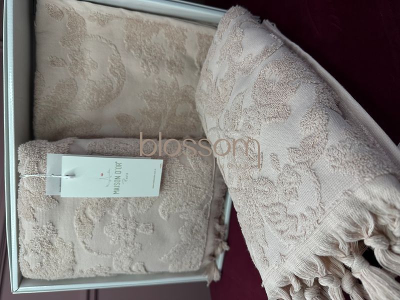 Махрові жакардові рушники SANDRA rose,jacquard towel, Maison d'or 0593 фото
