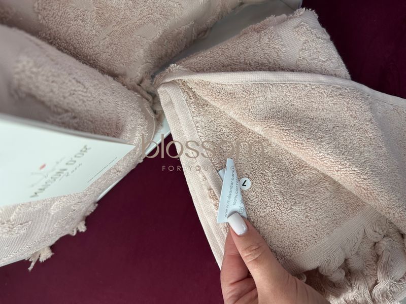 Махрові жакардові рушники SANDRA rose,jacquard towel, Maison d'or 0593 фото
