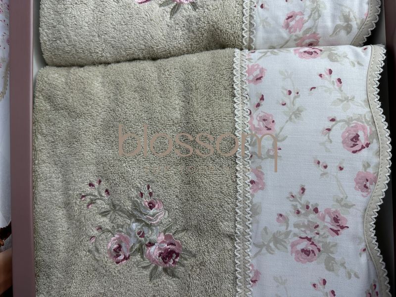 Комплект махрових рушників з вишивкою Maison D'or, LADY ROSES beige 9902 фото