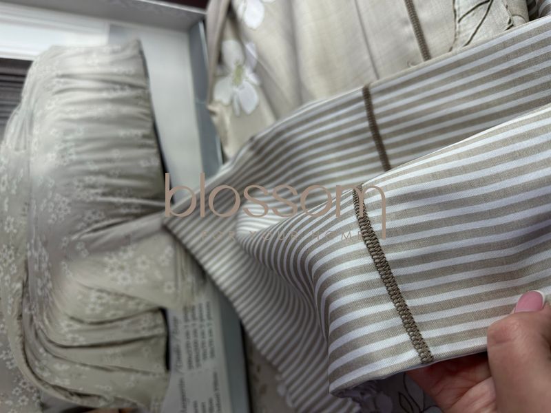 Комплект постельного белья из тенселя евро MARGUERITES beige, Maison d'or 1117 фото