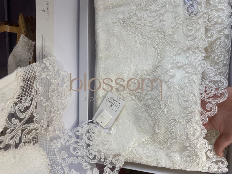 Комплект махрових рушників з мереживом Pepper Home, PATRICE towel set 9594 фото